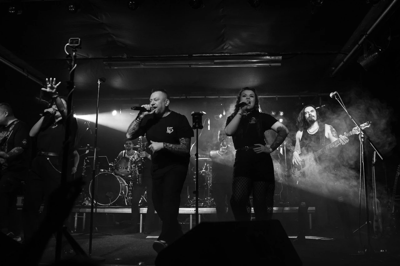 KÖNIG TRIBUTE BAND на сцене